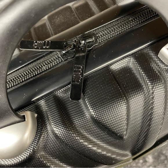 Mini suitcase - Picture 12 of 15